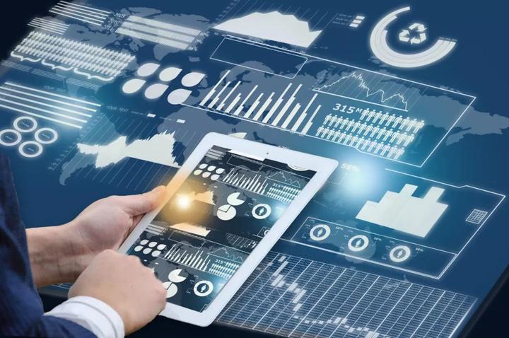 李强主持召开国务院常务会议